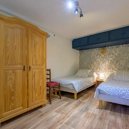 La Glycine Apartment *
